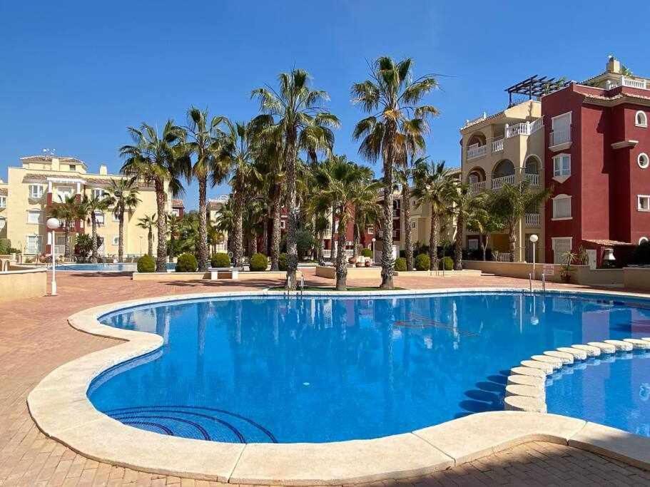 Acogedor Apartamento Cerca De La Playa Los Alcazares Exterior photo